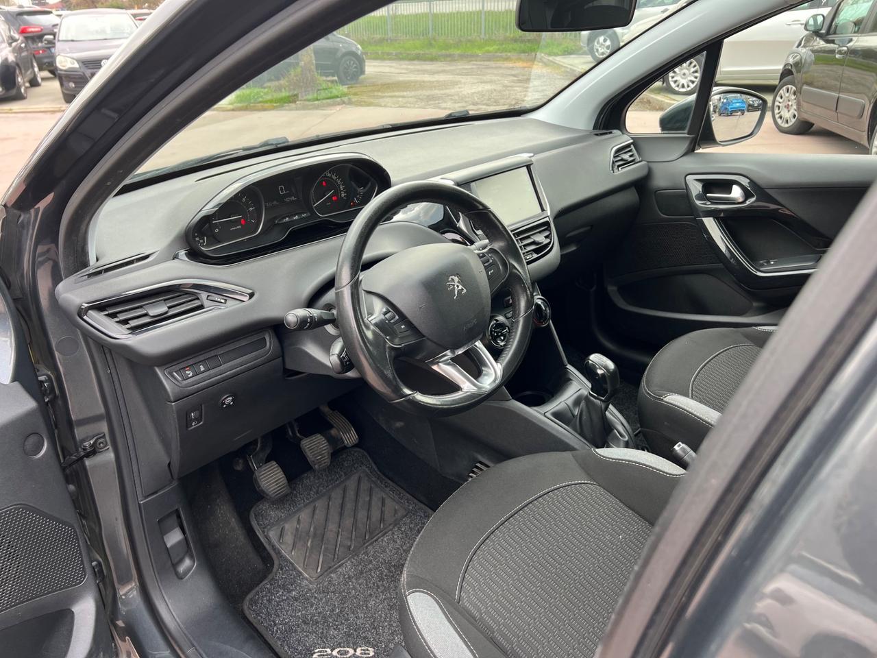 Peugeot 208 PureTech 82 5p. GPL Active