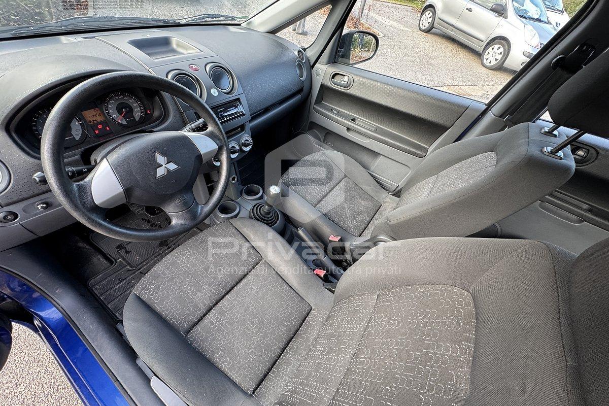 MITSUBISHI Colt 1.1 12V 5p. Invite