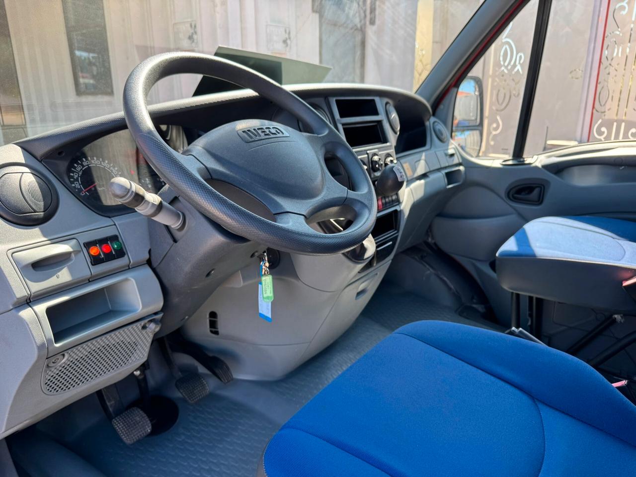 IVECO DAILY 35C CESTELLO TELESCOPICO 20.000KM