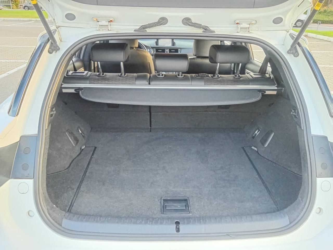 Lexus CT 200h Hybrid F Sport*Automatik*Navi*Pelle*Xenon*Camera
