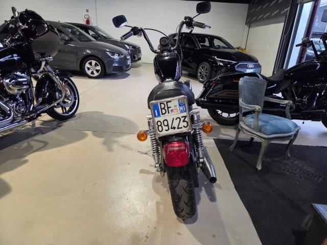 HARLEY-DAVIDSON 883 Sportster XL 883