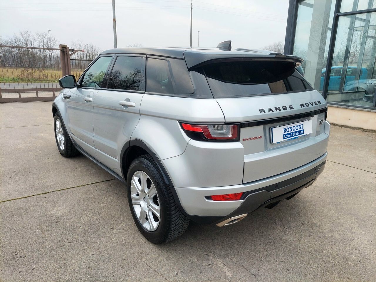 Land Rover Range Rover Evoque 2019 photo 5