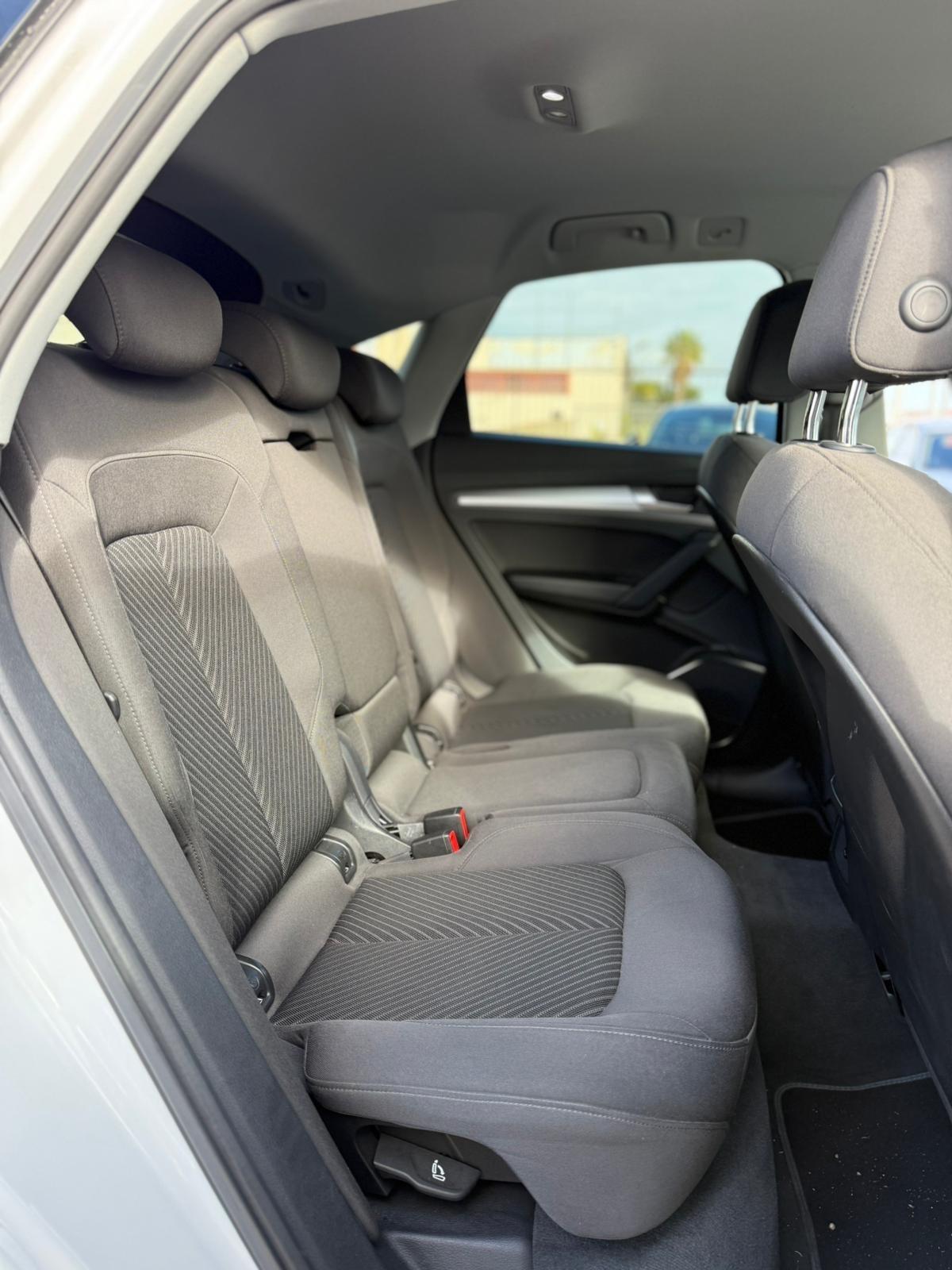 Audi Q5 35 TDI S tronic Business