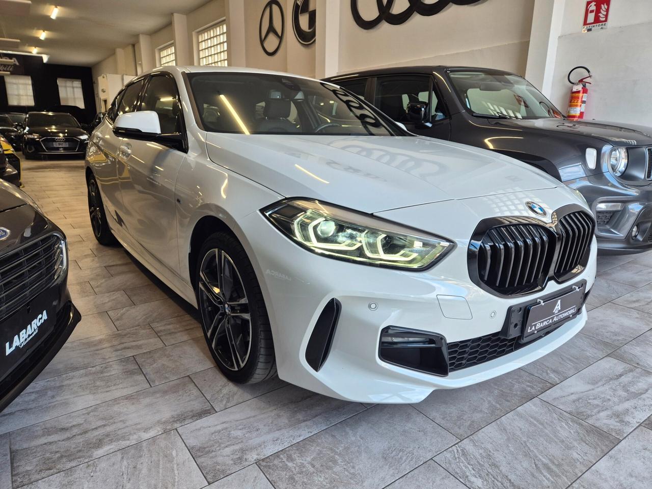 Bmw 118 118i 5p. Msport