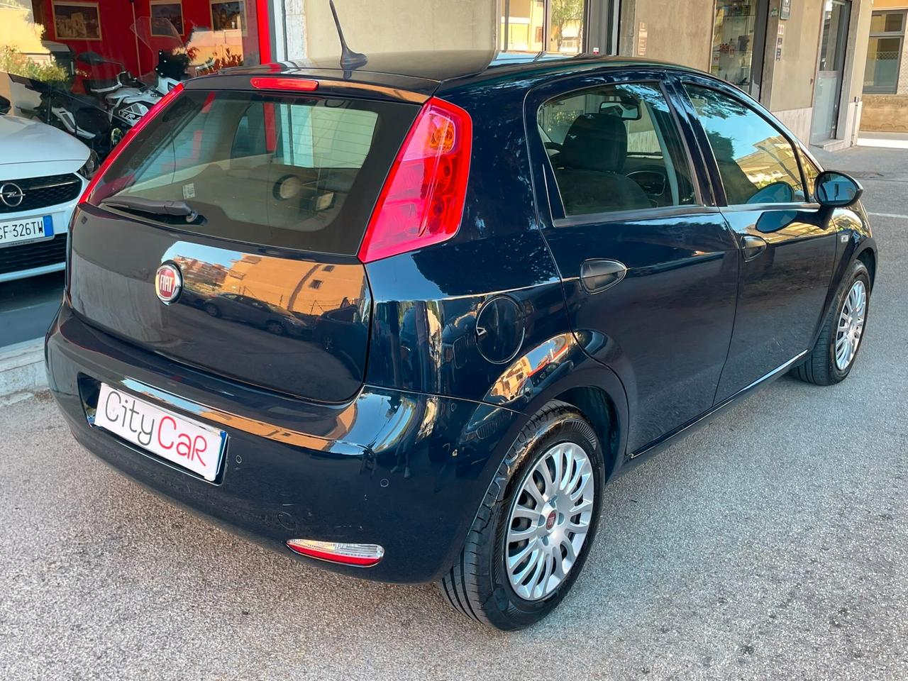 Fiat Punto 1.3 MJT II S&S 95 CV 5 porte Street