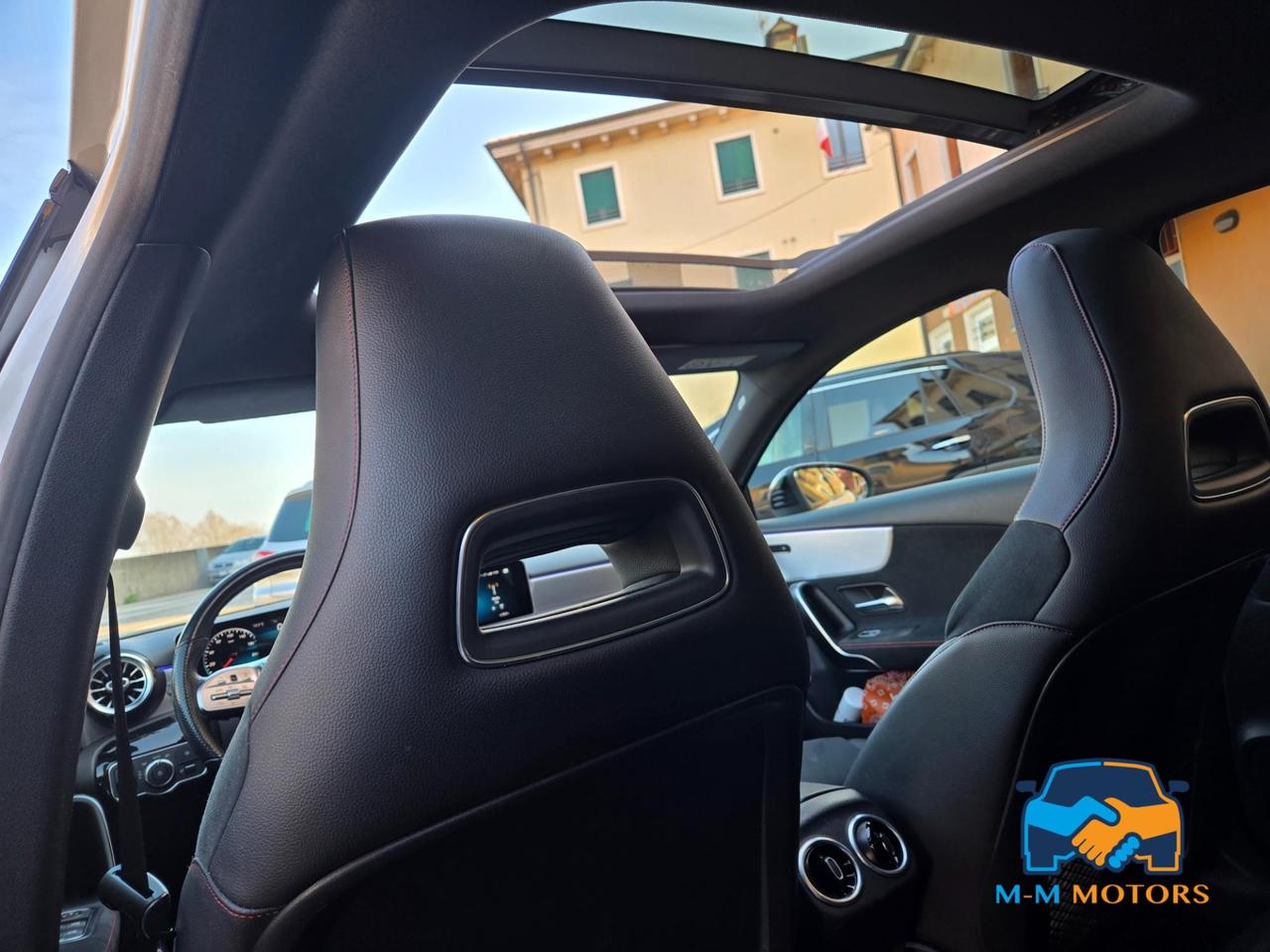 Mercedes A 180 Premium AMG Line