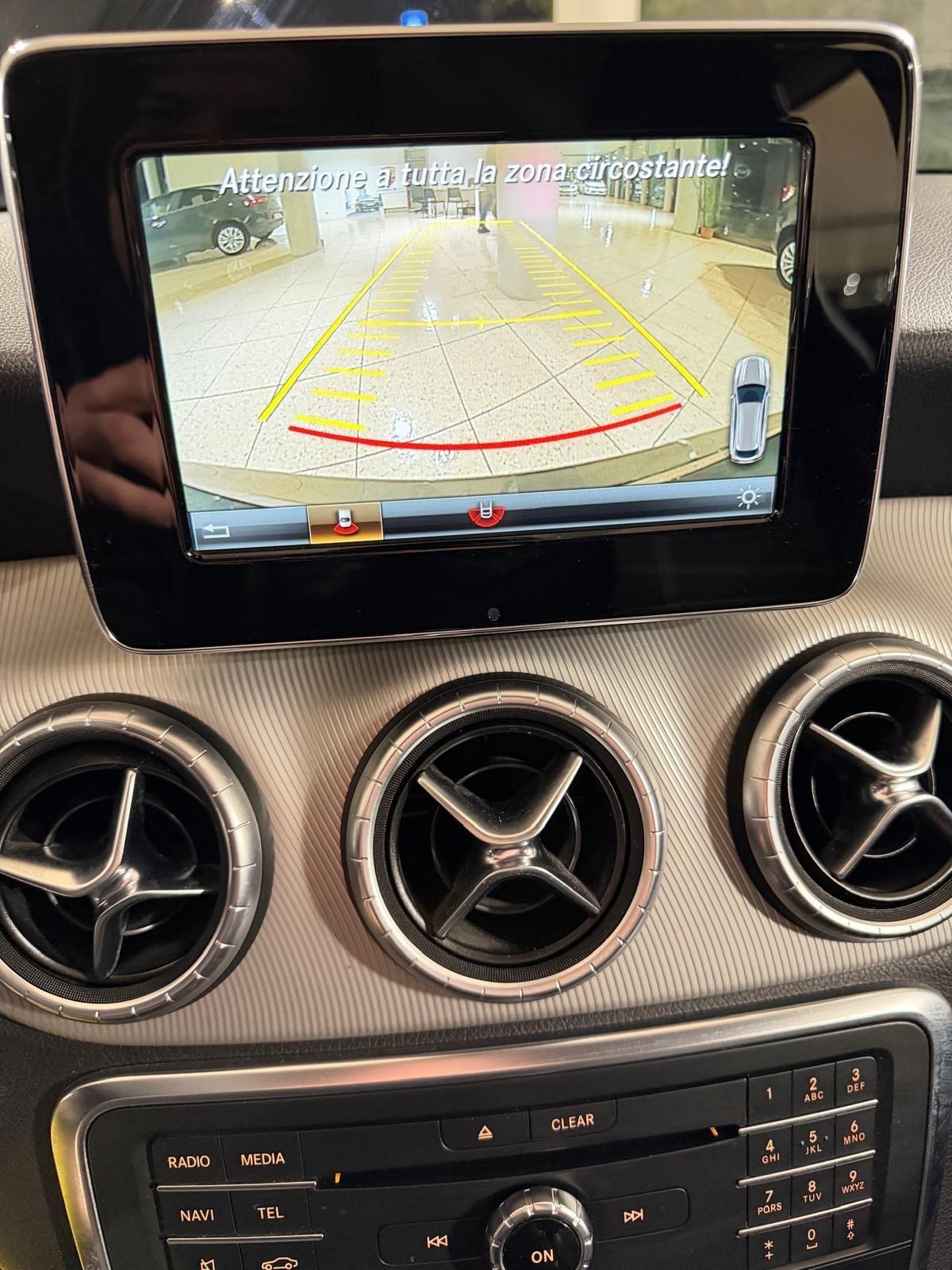 Mercedes-benz CLA 220 200 CDI Premium