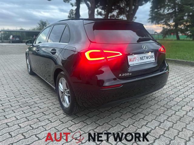 MERCEDES-BENZ A 200 d Automatic Business Extra