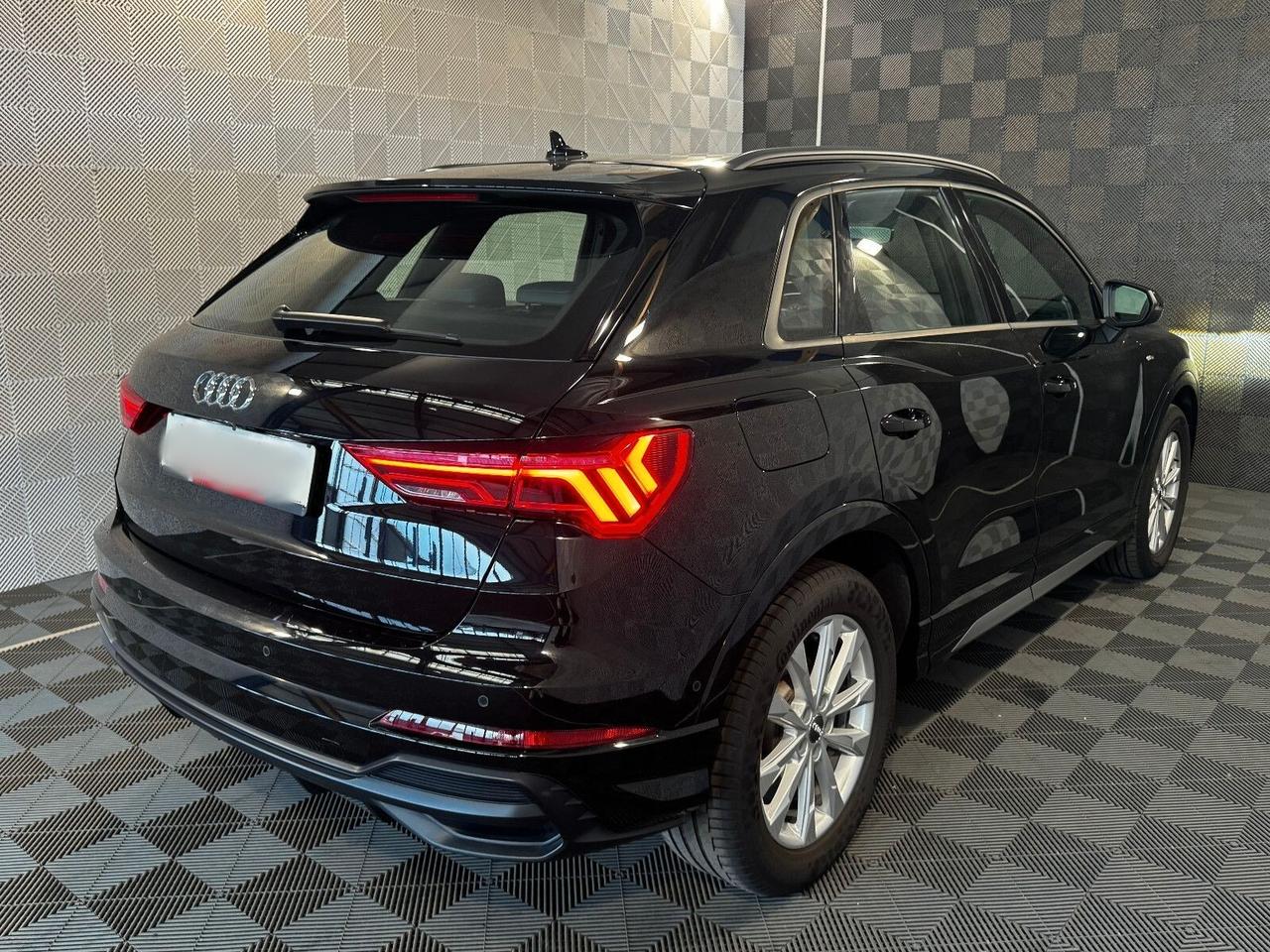 Audi Q3 35 TFSI S line edition