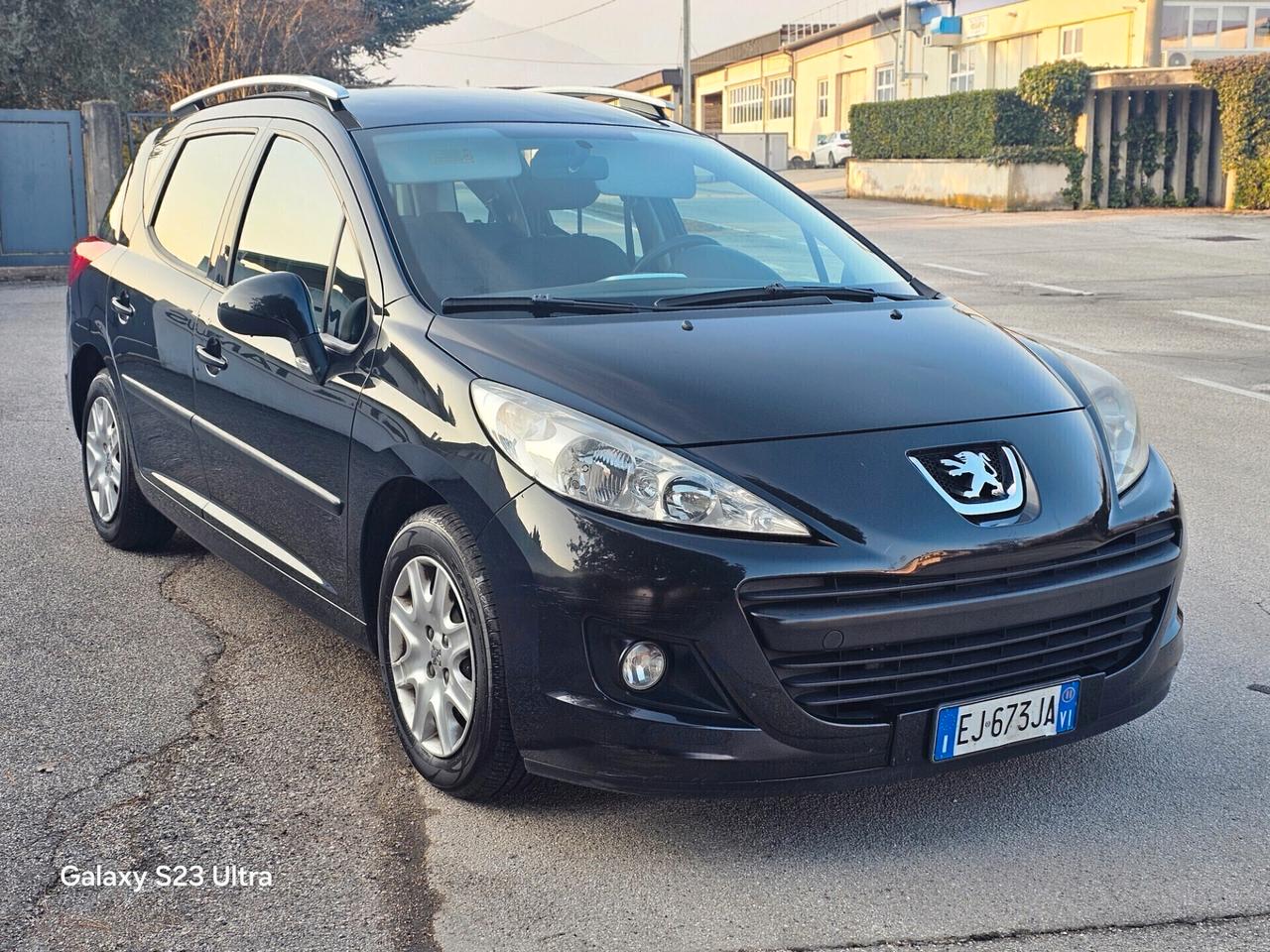 Peugeot 207 1.4 BENZ/GPL OK PER NEOPATENTATI ANO 07/2011