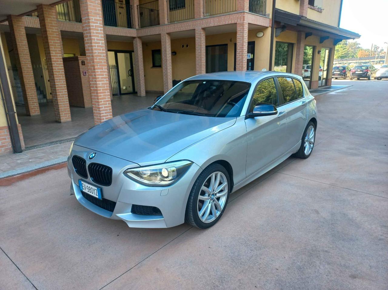Bmw 118 118d 5p. Business