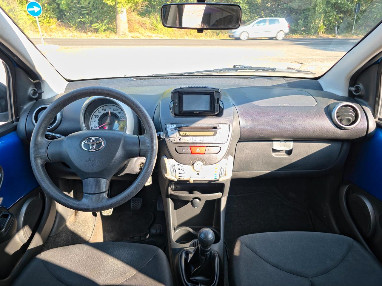 Toyota Aygo 1.0 12V VVT-i 5 porte Active Connect CV-68 E5B Manuale NEO 2013