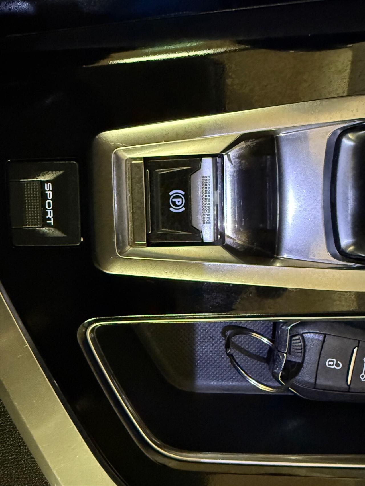 Peugeot 3008 BlueHDi 130 S&S EAT8 Allure