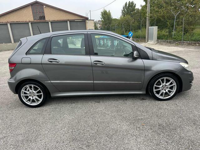 MERCEDES-BENZ B 180 CDI Premium senza nessun lavoro da fare