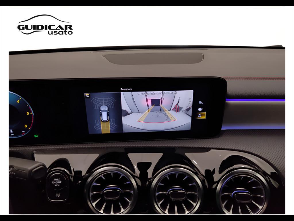 Mercedes-Benz CLA Sh.Brake - X118 - CLA Shooting Brake 200 d Premium auto