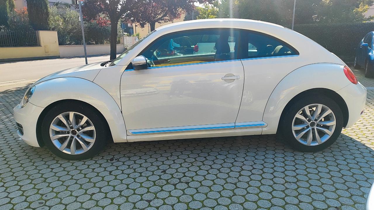 Volkswagen Maggiolino 1.6 TDI Design