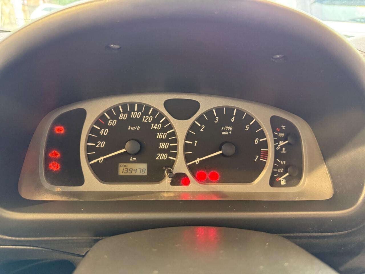 Opel Agila 1.2 16V Enjoy