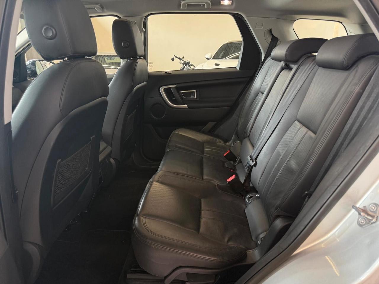 Land Rover Discovery Sport 2.0 TD4 180 CV HSE