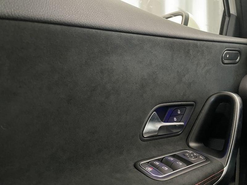 Mercedes-Benz Classe A A 250 Automatic 4Matic AMG Line Premium
