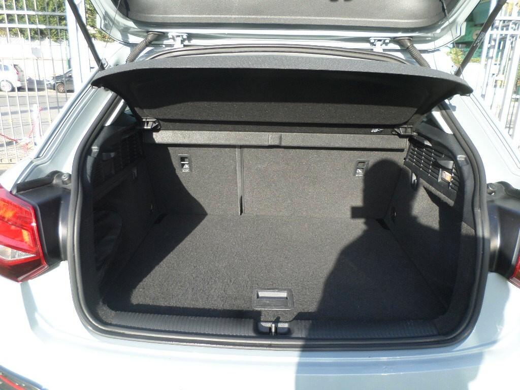 Audi Q2 35 TDI quattro S tronic Business Plus