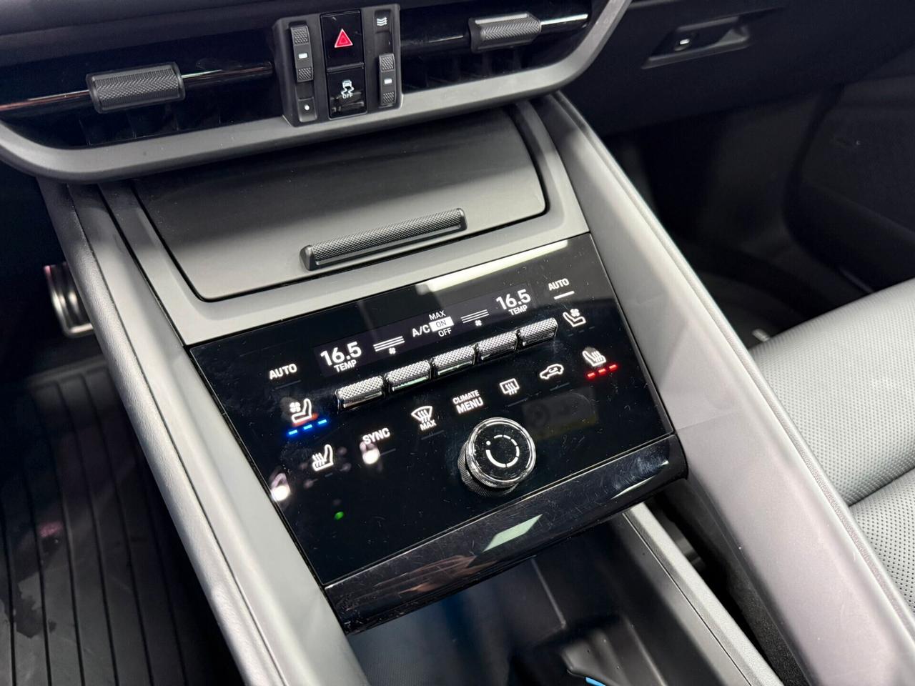 Porsche Macan 4S (810)