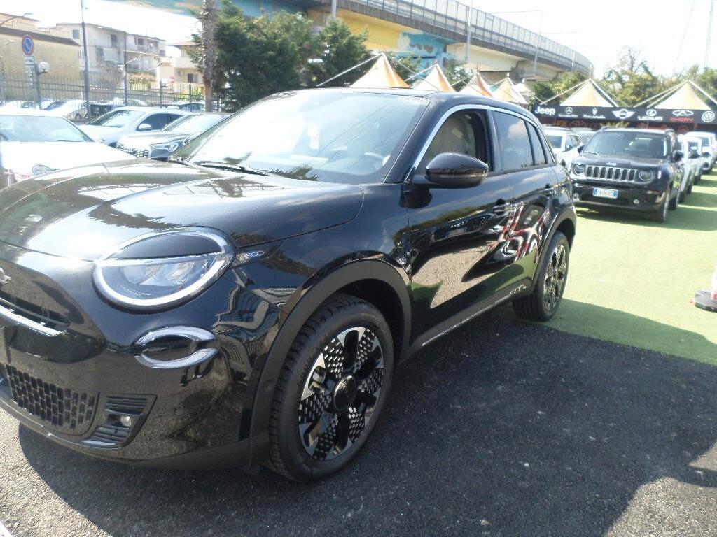 Fiat 600 Hybrid 110 CV DCT MHEV La Prima