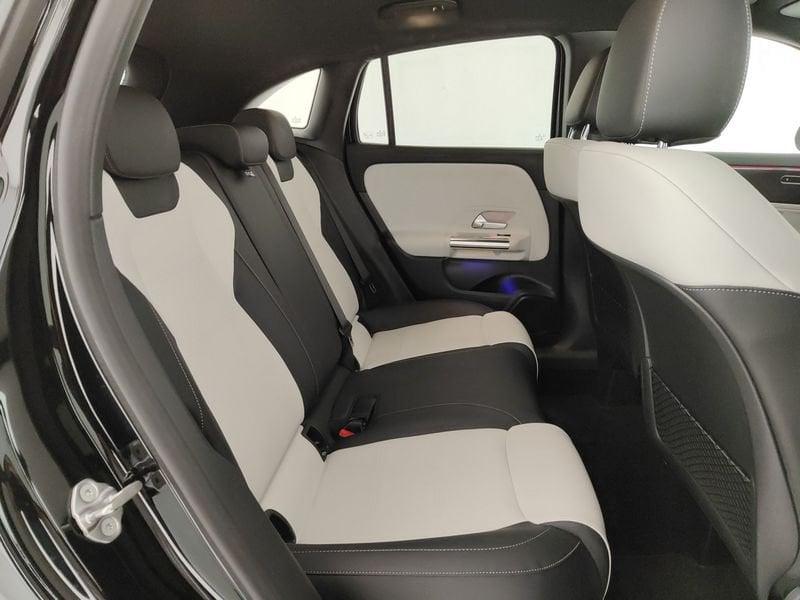 Mercedes-Benz GLA GLA 200 d Automatic Premium