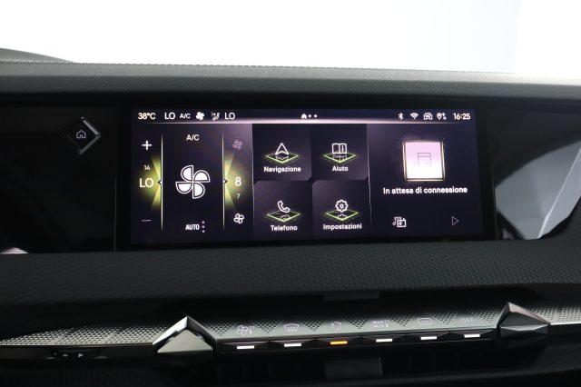 DS AUTOMOBILES DS 4 004379 PureTech 130 aut. Cross Trocadero