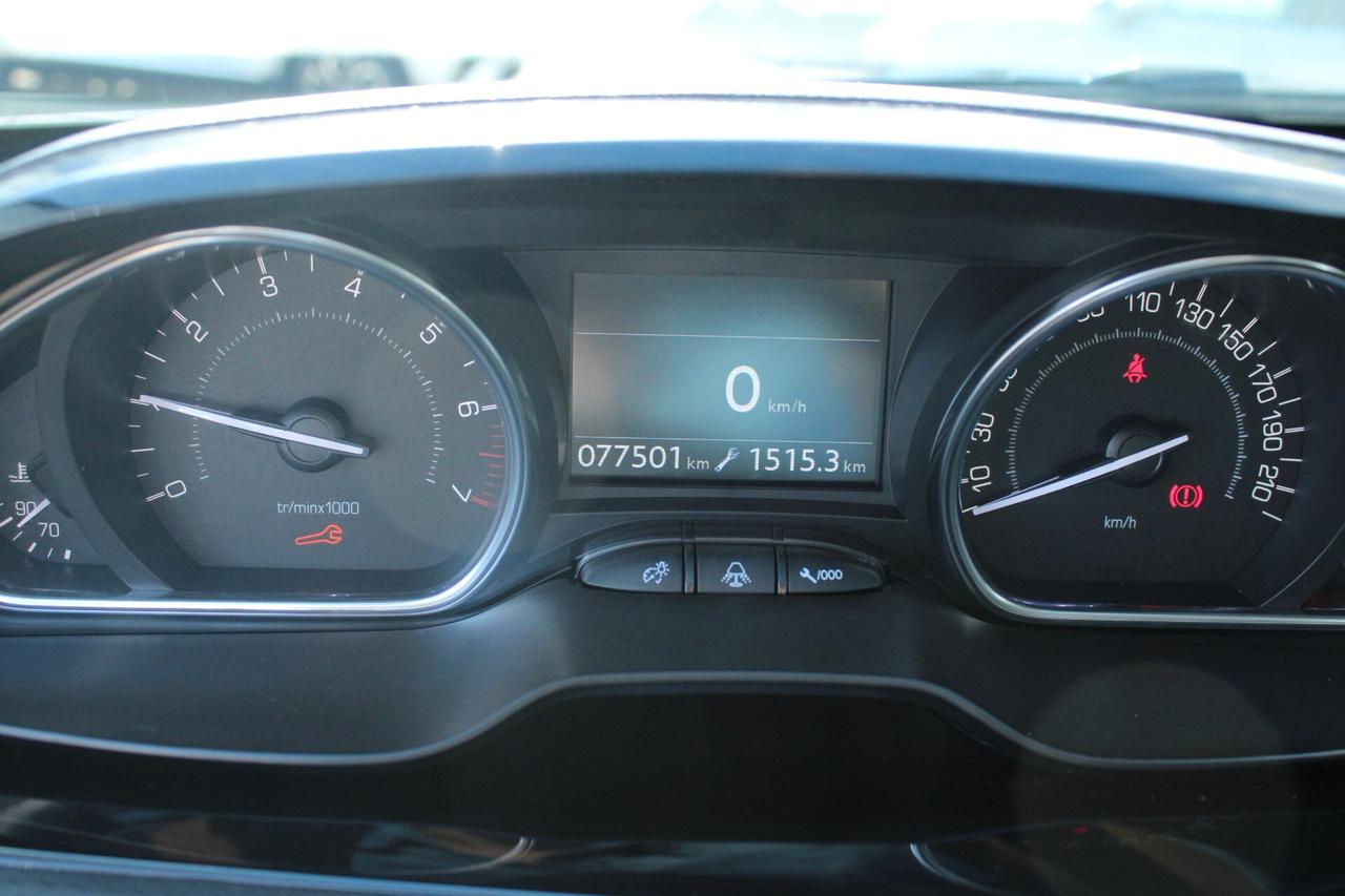 Peugeot 2008 PureTech 82 Allure