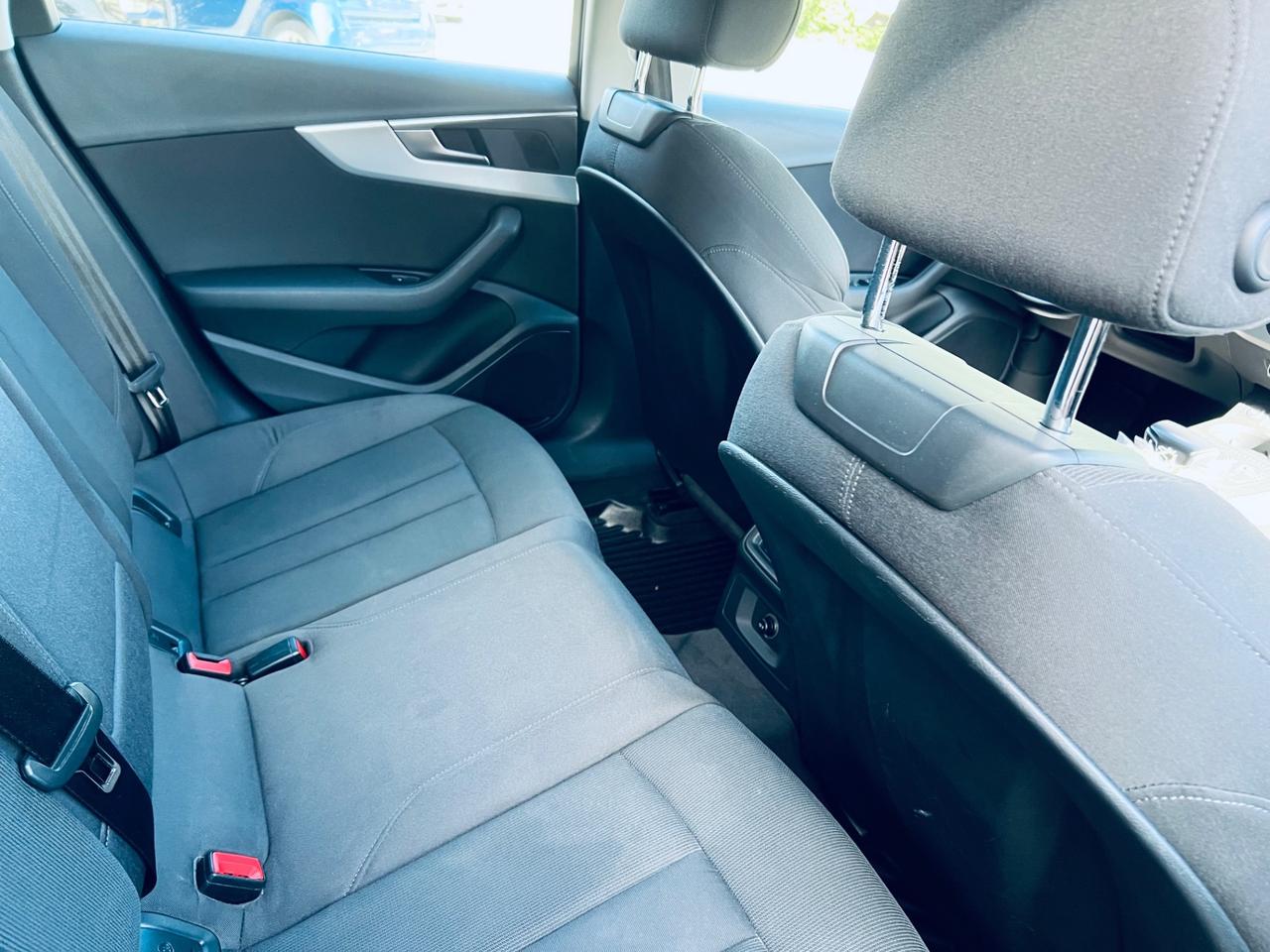 Audi A4 Avant 2.0 TDI 190 CV quattro S tronic Busi