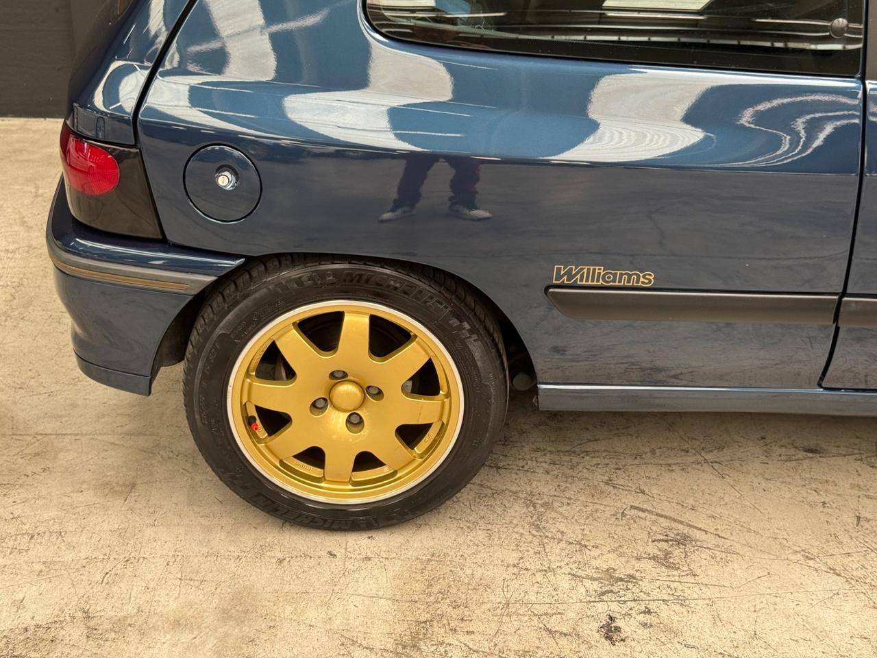 Renault Clio 2.0i 16V cat Williams