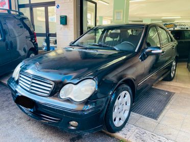 Mercedes-benz C 200 CDi -X NEOPATENTATI- 2004