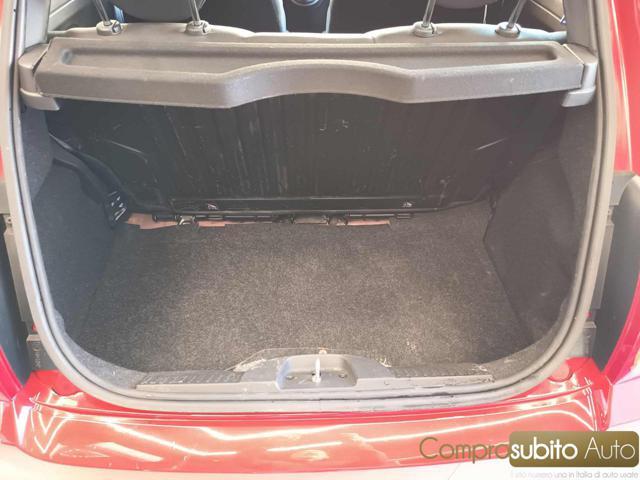 FIAT 500 1.0 Hybrid Red