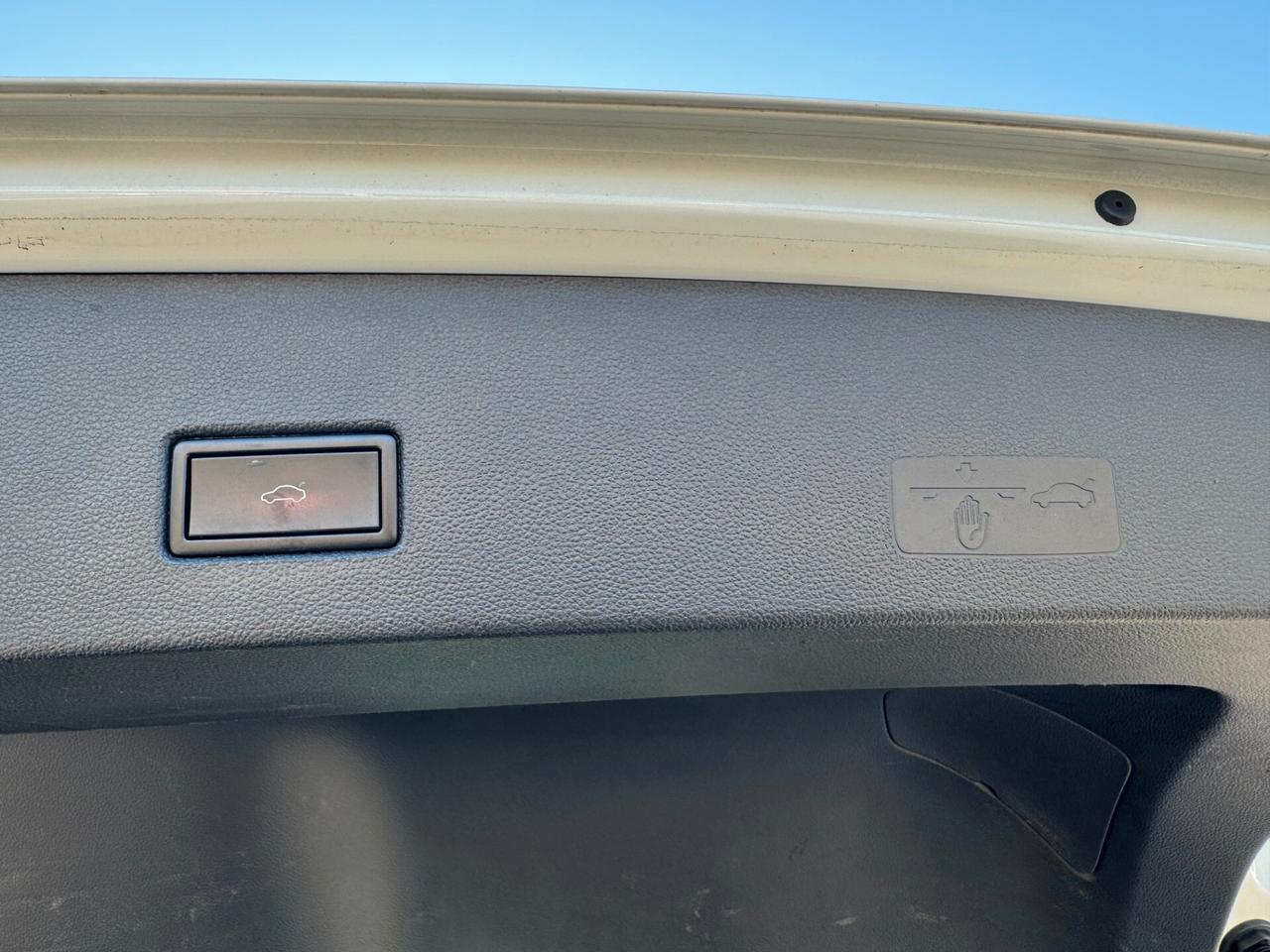 Volkswagen T-Roc 2.0TDI 150CV DSG 4x4 Adv. BlueM. Tech.