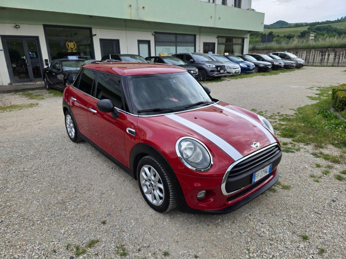 MINI COOPER D 1.5 OK NEOP 2017 GARANZ FINANZ