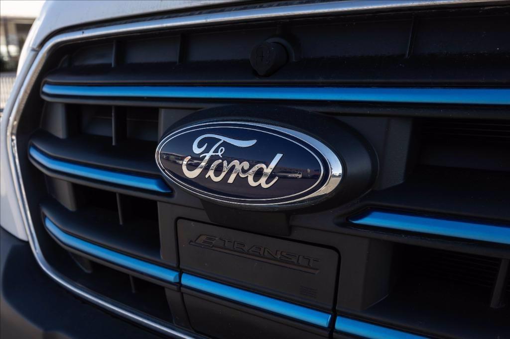 FORD e Transit 350 L3H2 68kWh 184cv trend del 2022
