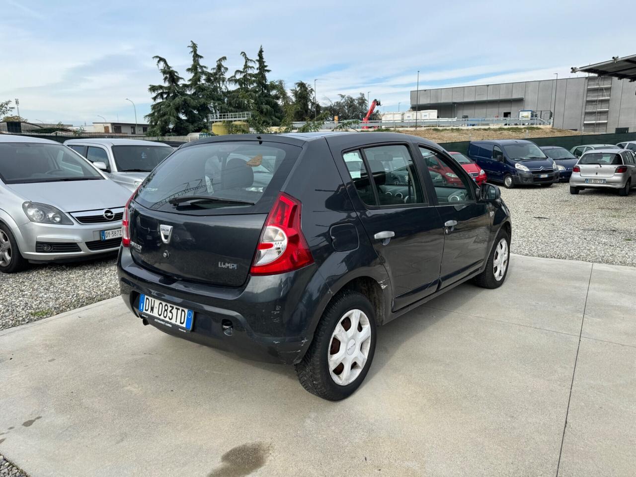 Dacia Sandero 1.4 8V neopatentati