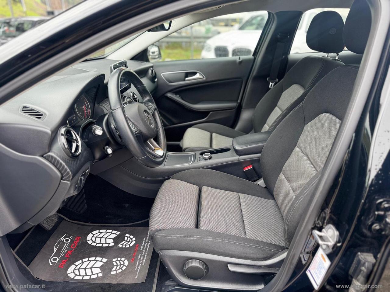 MERCEDES-BENZ GLA 180 Executive