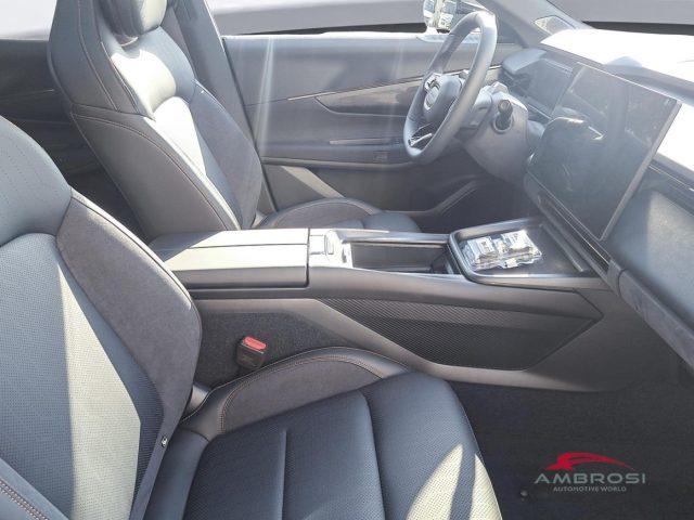OTHERS-ANDERE OTHERS-ANDERE Lynk & Co 08 PHEV MORE 1.5 MY25 IBRIDA PLUG-IN