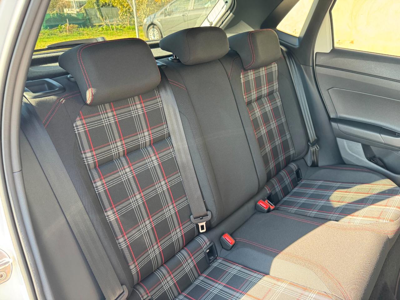 Volkswagen Polo GTI 2.0 TSI 200CV DSG | PREZZO PROMO