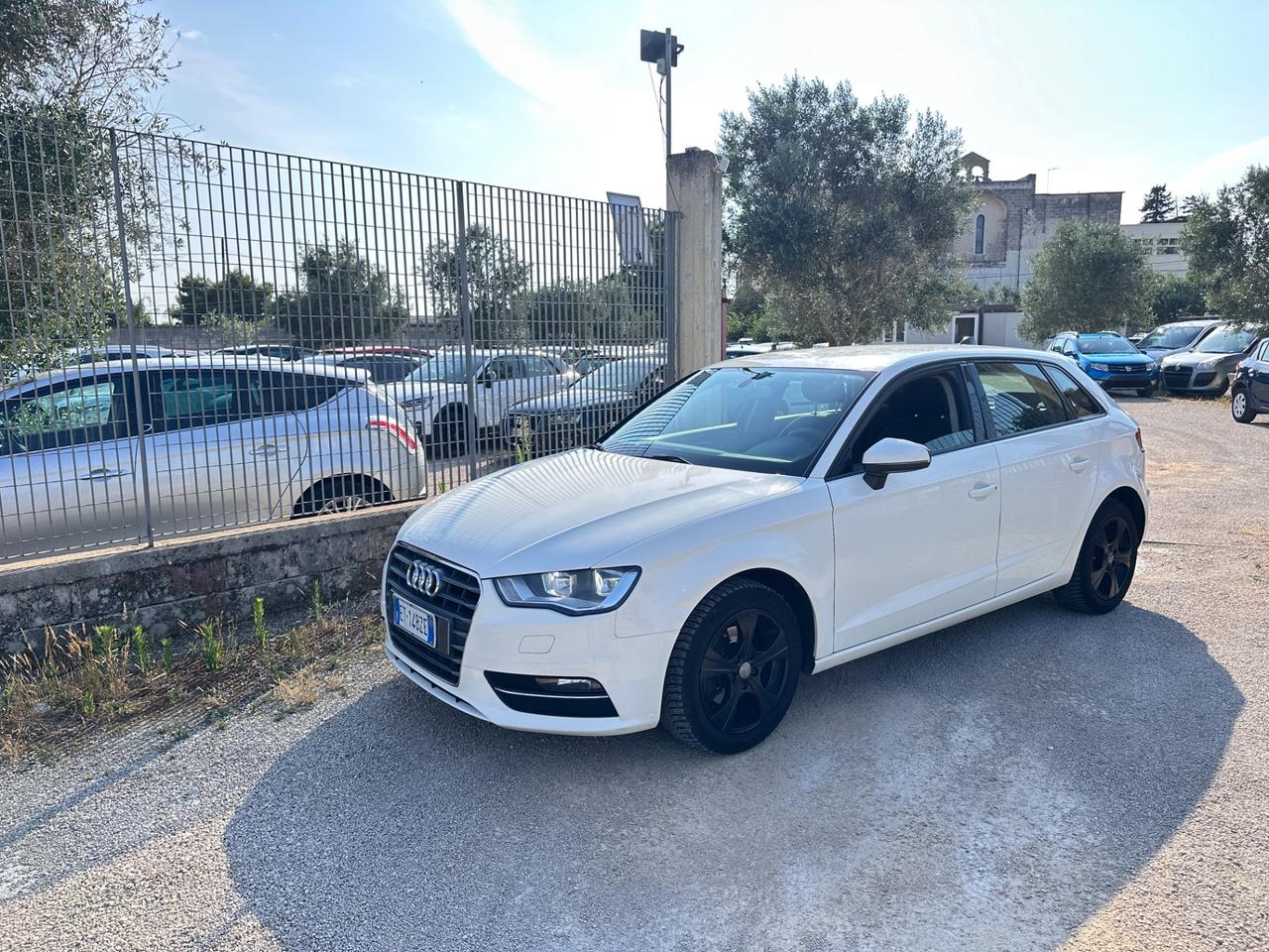 Audi A3 SPB 1.6 TDI S tronic Ambition-2013