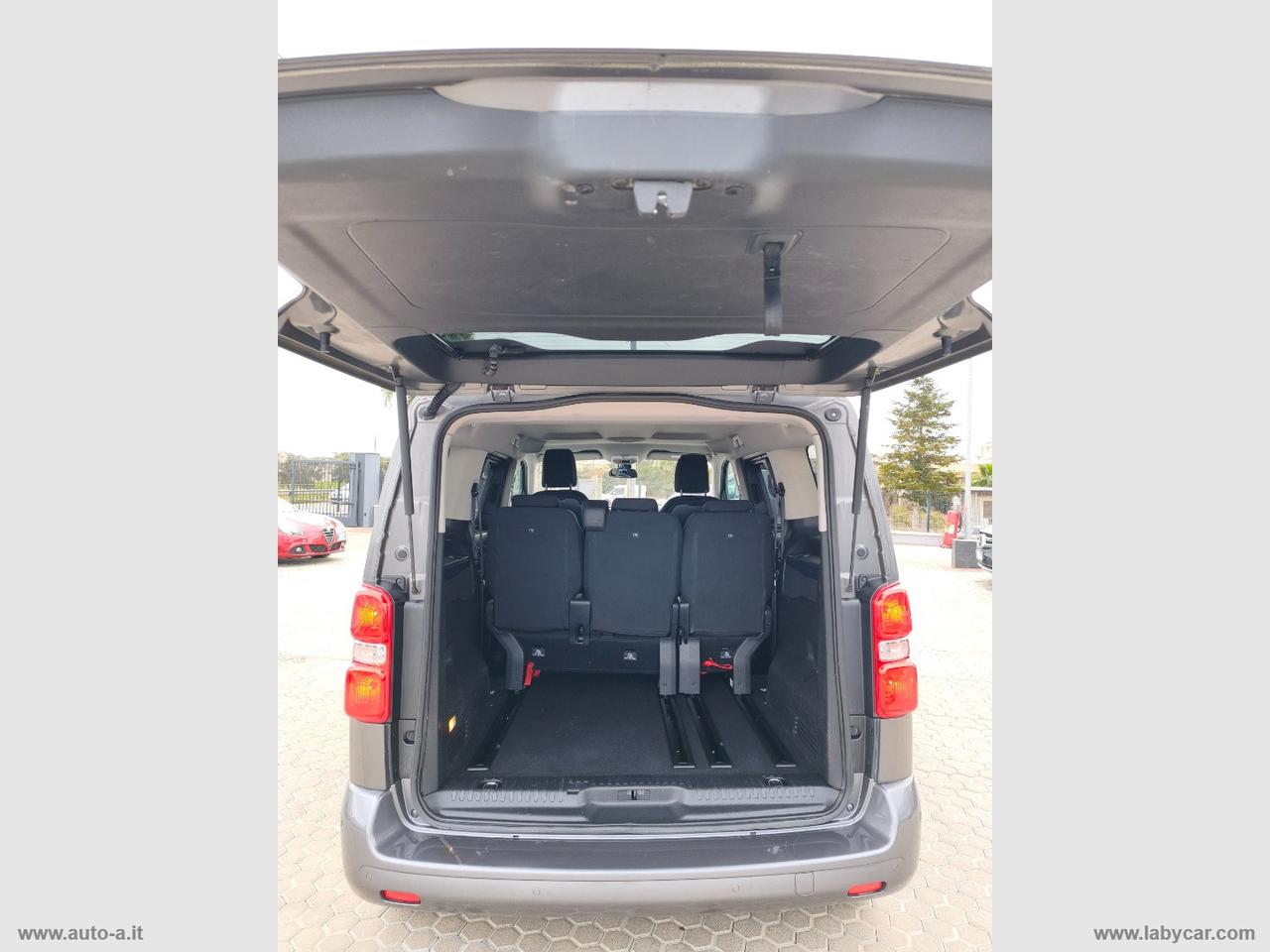 PEUGEOT Traveller BlueHDi 115 S&S Compact Allure