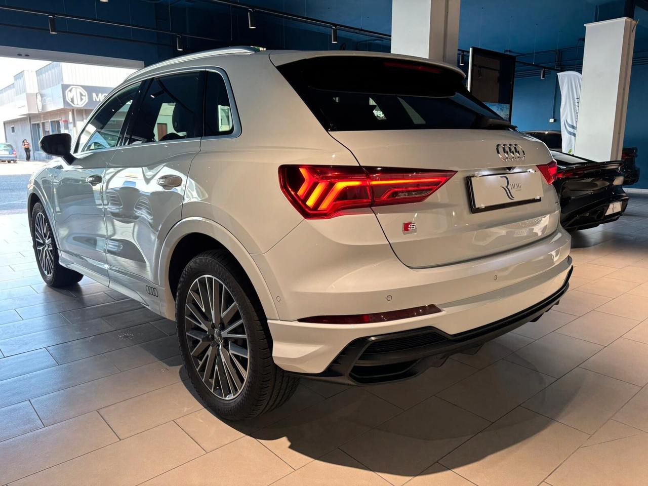 Audi Q3 45 TFSI quattro S tronic line edition