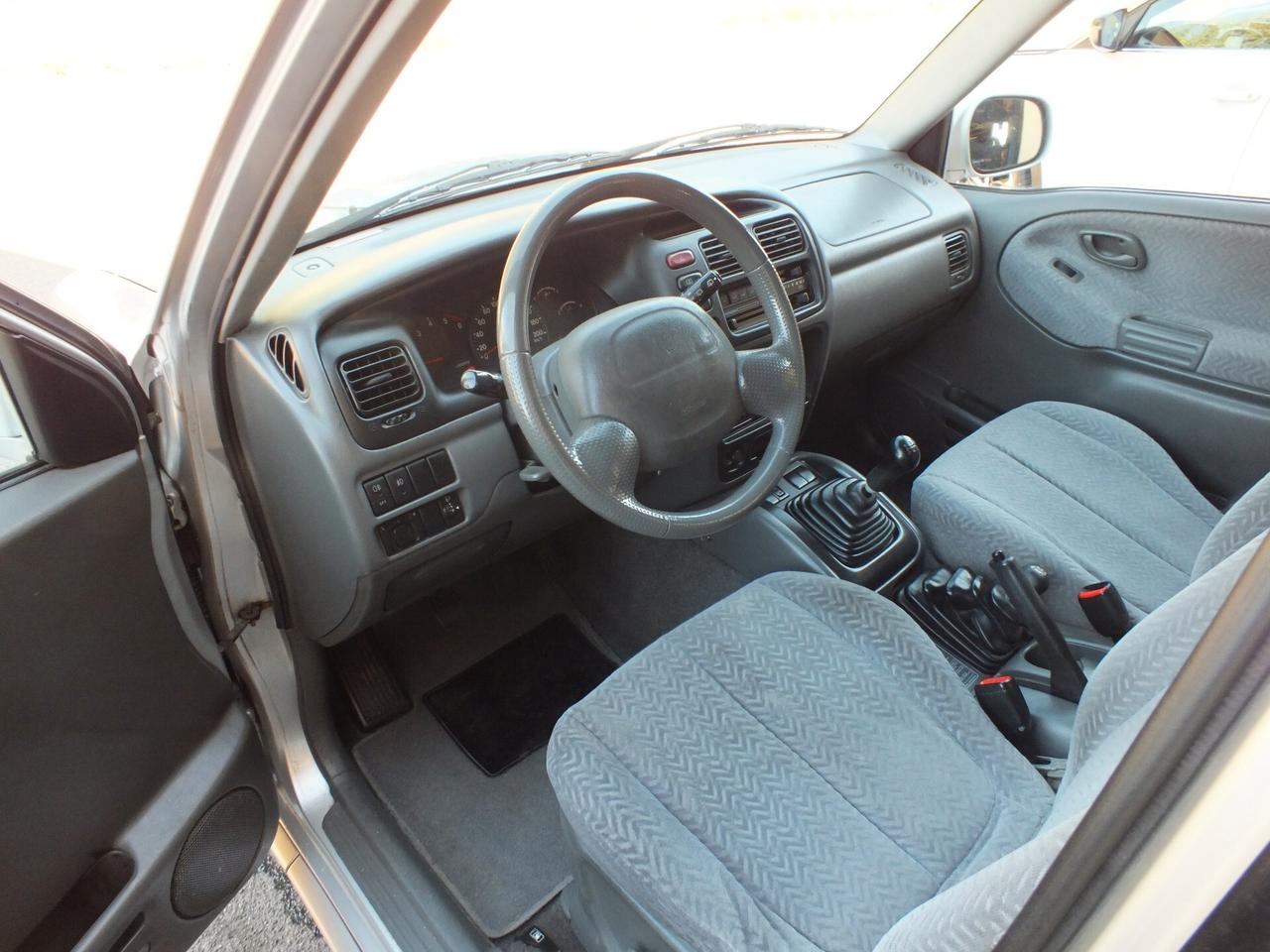 SUZUKKI G.VITARA 2.0 TDI 4x4 + RIDOTTE MANUALI.