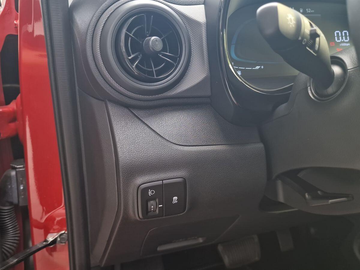 HYUNDAI I10 1.0 C/A CONNECTLINE