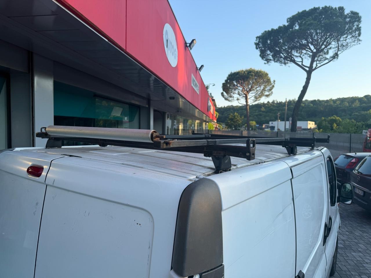 Opel Vivaro 2.0 CDTI 2013 - GANCIO TRAINO/PORTAPACHI