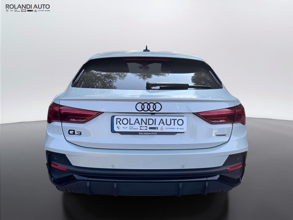 Audi Q3 45 2.0 TFSI Identity Black quattro S tronic