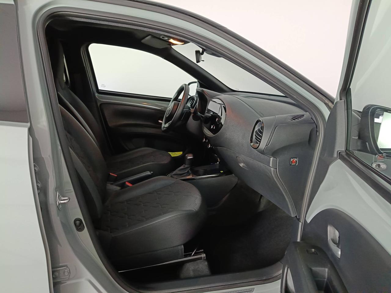 TOYOTA Aygo X - Aygo X 1.0 Lounge 72cv s-cvt