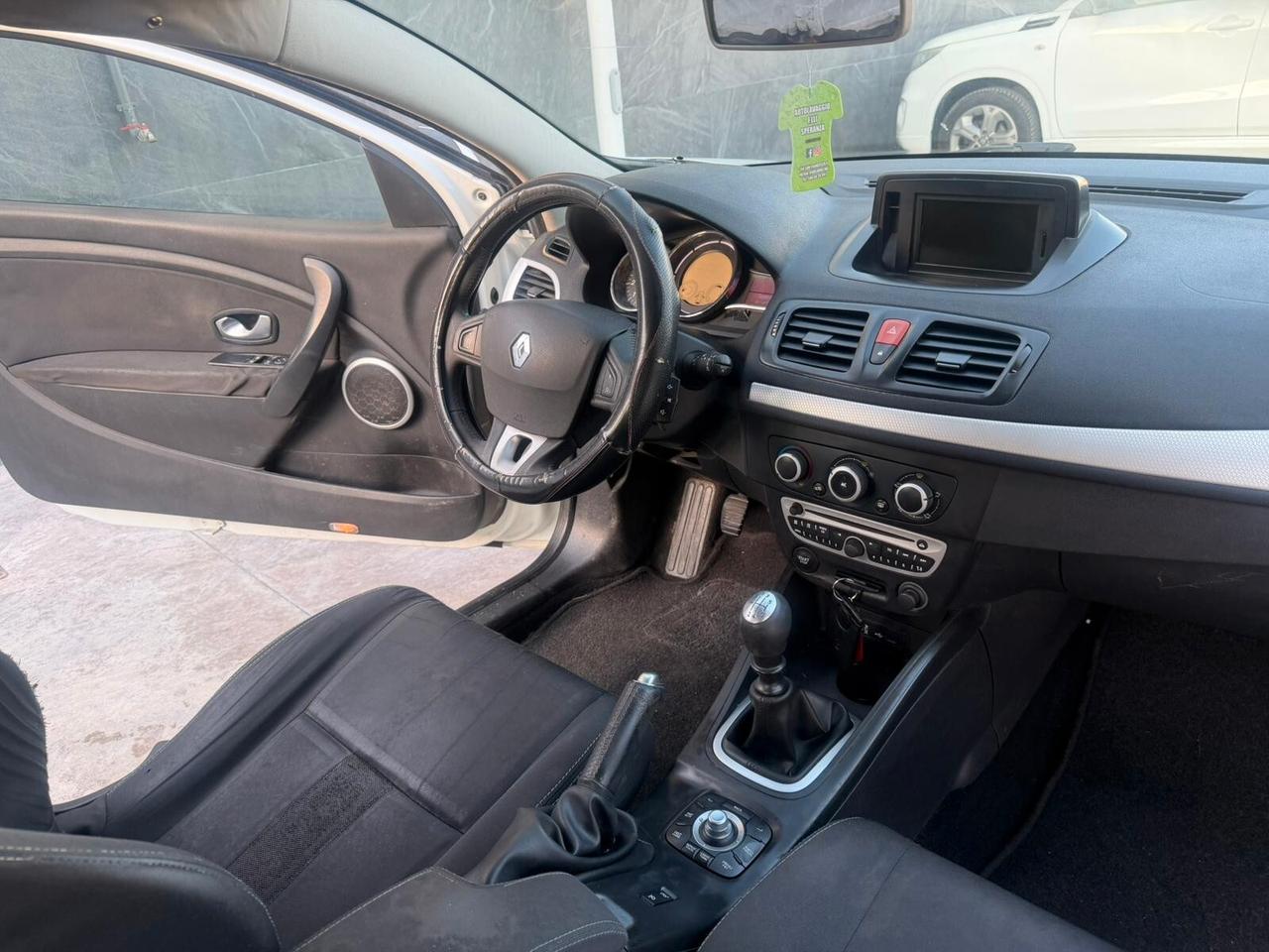 Renault Megane Mégane Coupé 1.5 dCi 110CV Luxe