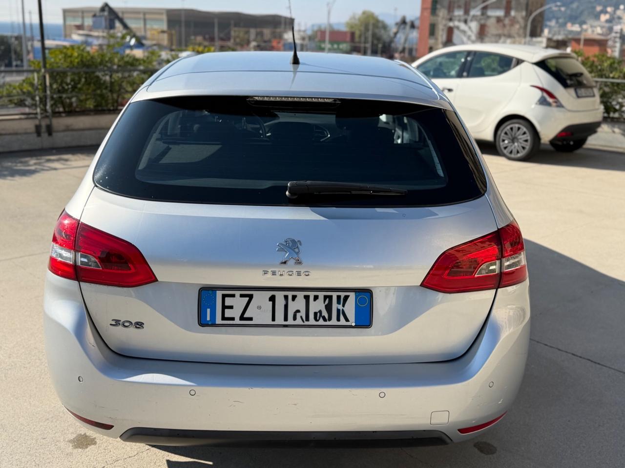 Peugeot 308 1.6hdi 92cv euro5 - 2014 unico proprietario